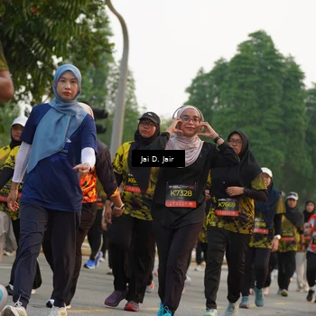 Runner Photo 6793384