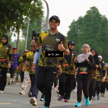 Runner Photo 6793391