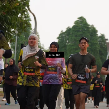 Runner Photo 6793426