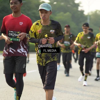 Runner Photo 6793428