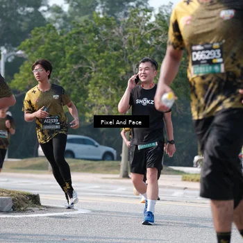 Runner Photo 6793441