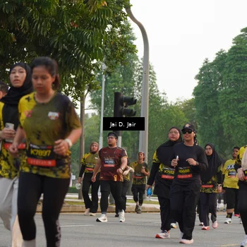Runner Photo 6793442