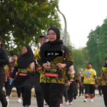 Runner Photo 6793457