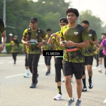 Runner Photo 6793471