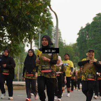 Runner Photo 6793475