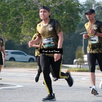 Runner Photo 6793477