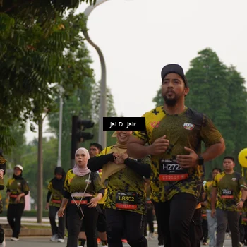 Runner Photo 6793480