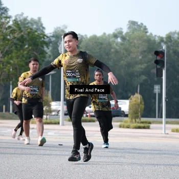 Runner Photo 6793498