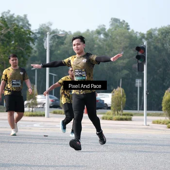 Runner Photo 6793501