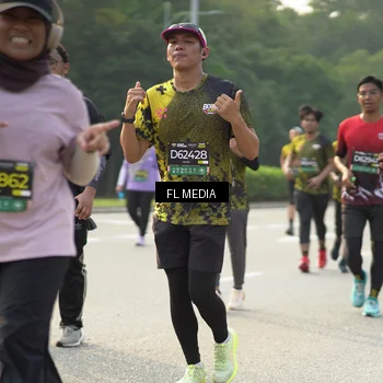 Runner Photo 6793504