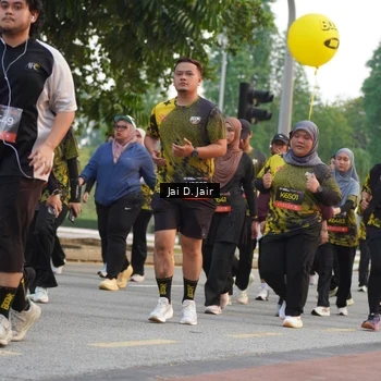 Runner Photo 6793533