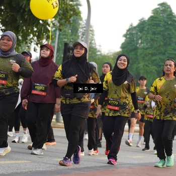 Runner Photo 6793548