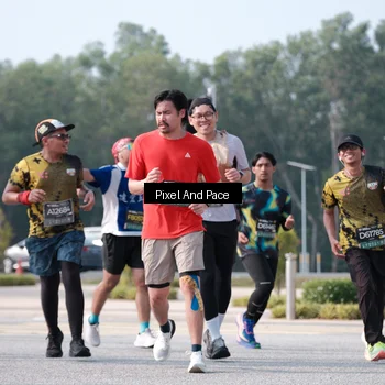 Runner Photo 6793549