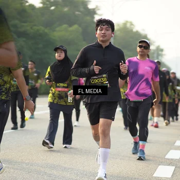 Runner Photo 6793577