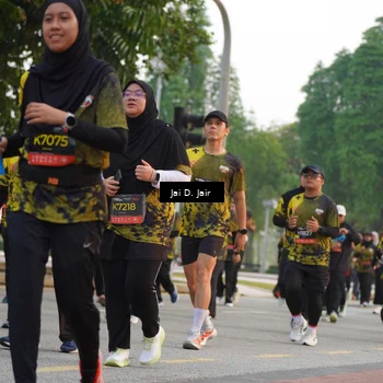 Runner Photo 6793580