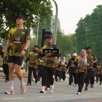 Runner Photo 6793587