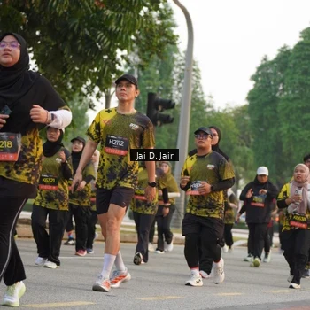Runner Photo 6793588