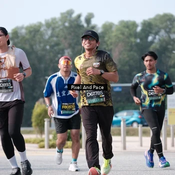 Runner Photo 6793600