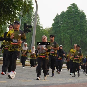 Runner Photo 6793601