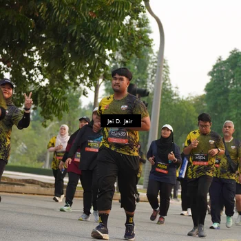 Runner Photo 6793613