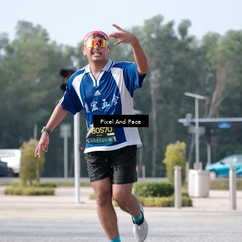 Runner Photo 6793618