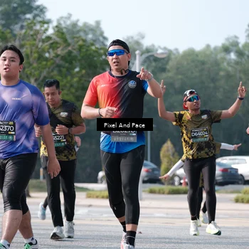 Runner Photo 6793633