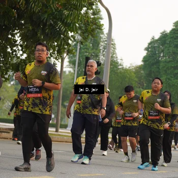 Runner Photo 6793636