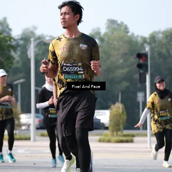 Runner Photo 6793668