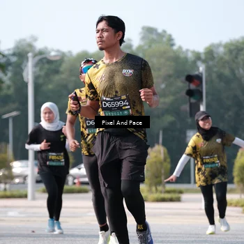 Runner Photo 6793670