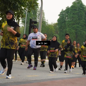 Runner Photo 6793671