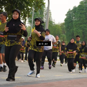Runner Photo 6793672