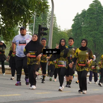 Runner Photo 6793682