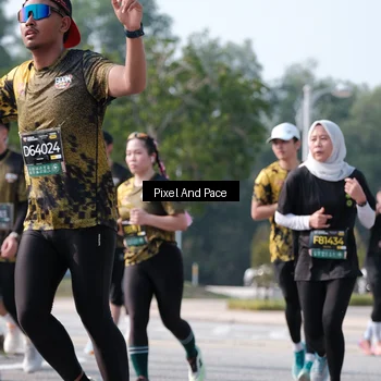 Runner Photo 6793698