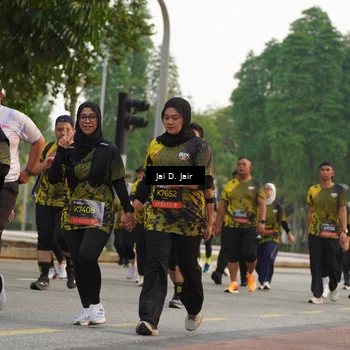 Runner Photo 6793704