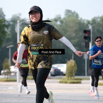 Runner Photo 6793707