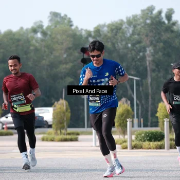 Runner Photo 6793710