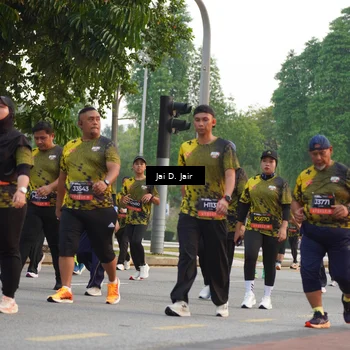 Runner Photo 6793720