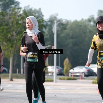 Runner Photo 6793725