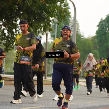 Runner Photo 6793734
