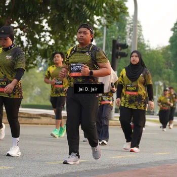Runner Photo 6793742