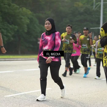 Runner Photo 6793750