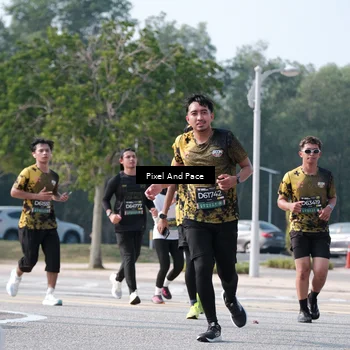 Runner Photo 6793753