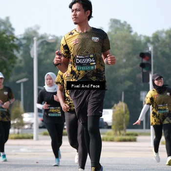 Runner Photo 6793754