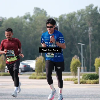 Runner Photo 6793761