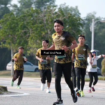 Runner Photo 6793765