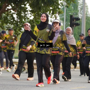 Runner Photo 6793792