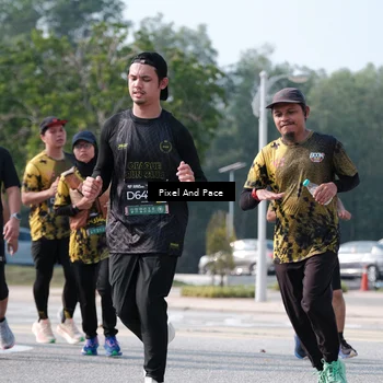 Runner Photo 6793814