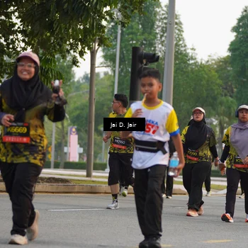 Runner Photo 6793826