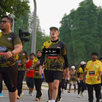 Runner Photo 6793835