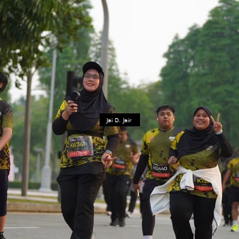 Runner Photo 6793874